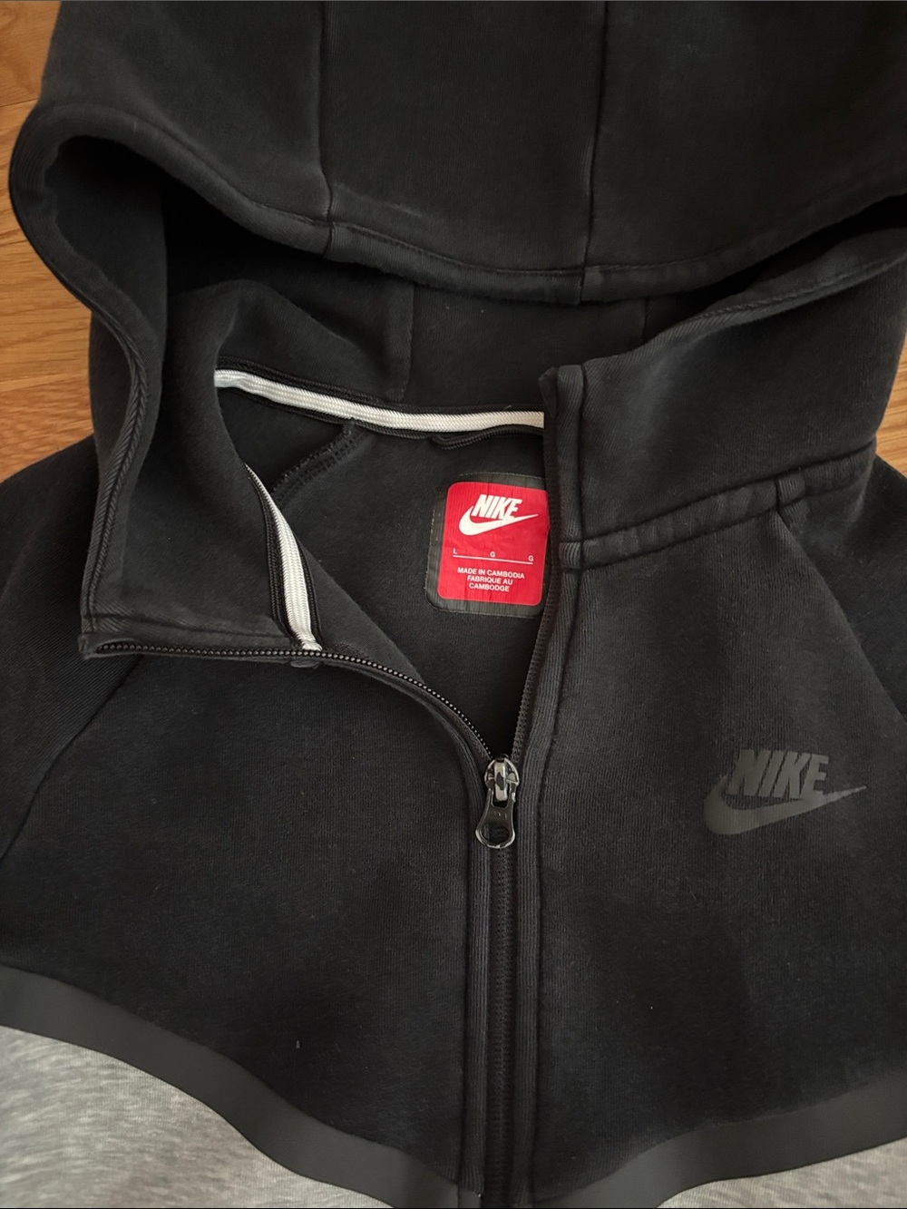 Nike Kids Black & Gray Hooded Zip-Up Sweatshirt - Picture 2 of 7